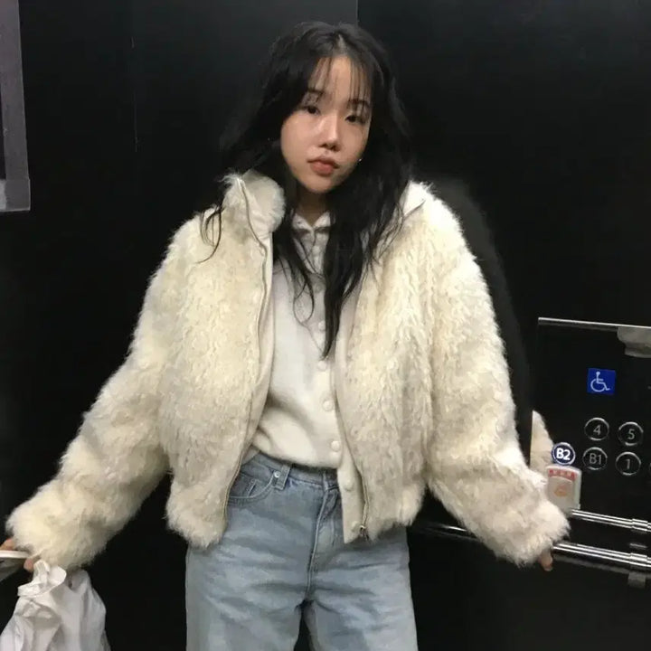 [BUNJANG] Meaning Out Faux Fur Jacket Ivory / 미닝아웃 퍼 자켓  / 아이보리 [새상품]