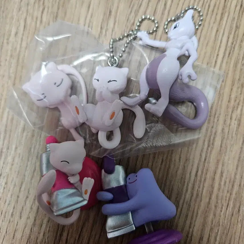 [BUNJANG] Pokemon Mew, Mewtwo, Ditto Figure Bundle Set / 포켓몬 뮤, 뮤츠, 메타몽 피규어 모음