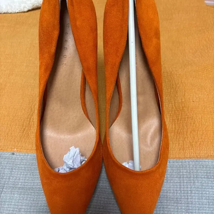 [BUNJANG] WASSUP Suede Orange Pumps / WASSUP 스웨이드 오렌지 펌프스힐