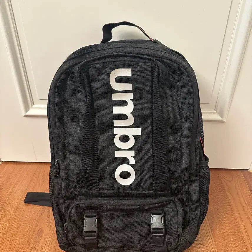 [BUNJANG] Umbro Cap Backpack / 엄브로 카프 백팩
