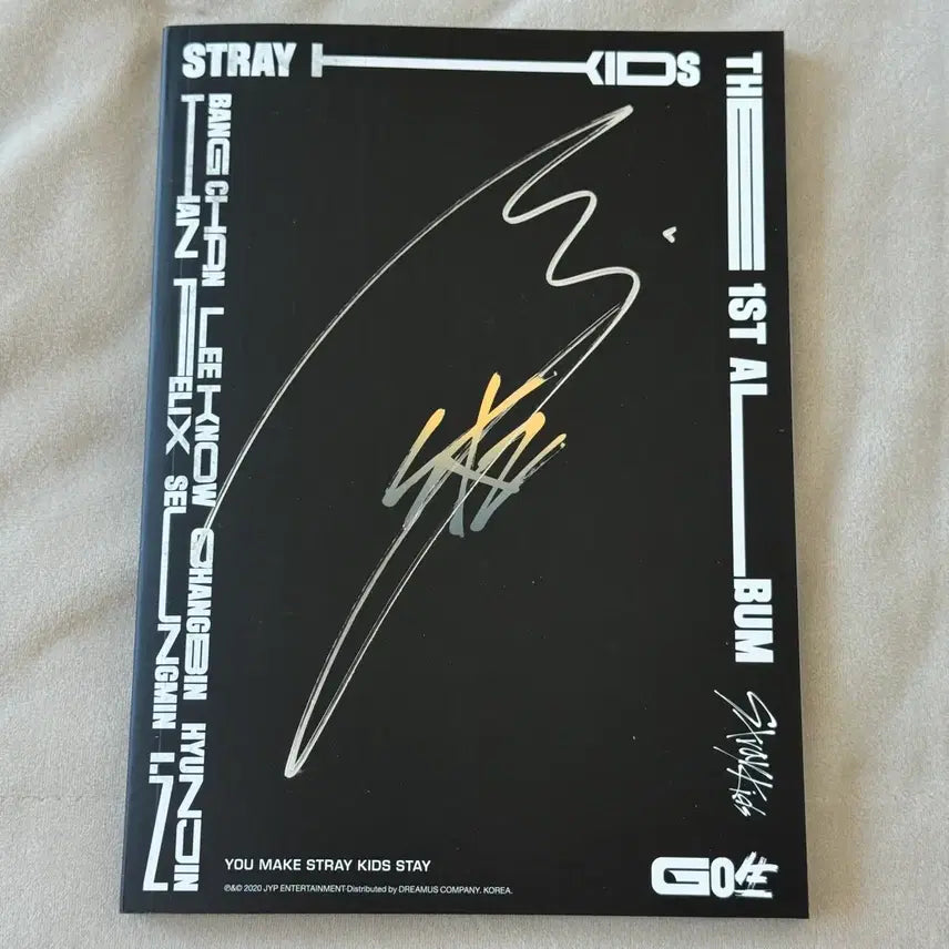 [BUNJANG] Stray Kids Han Signed Album / 스트레이키즈 한 한지성 고생 싸인 앨범