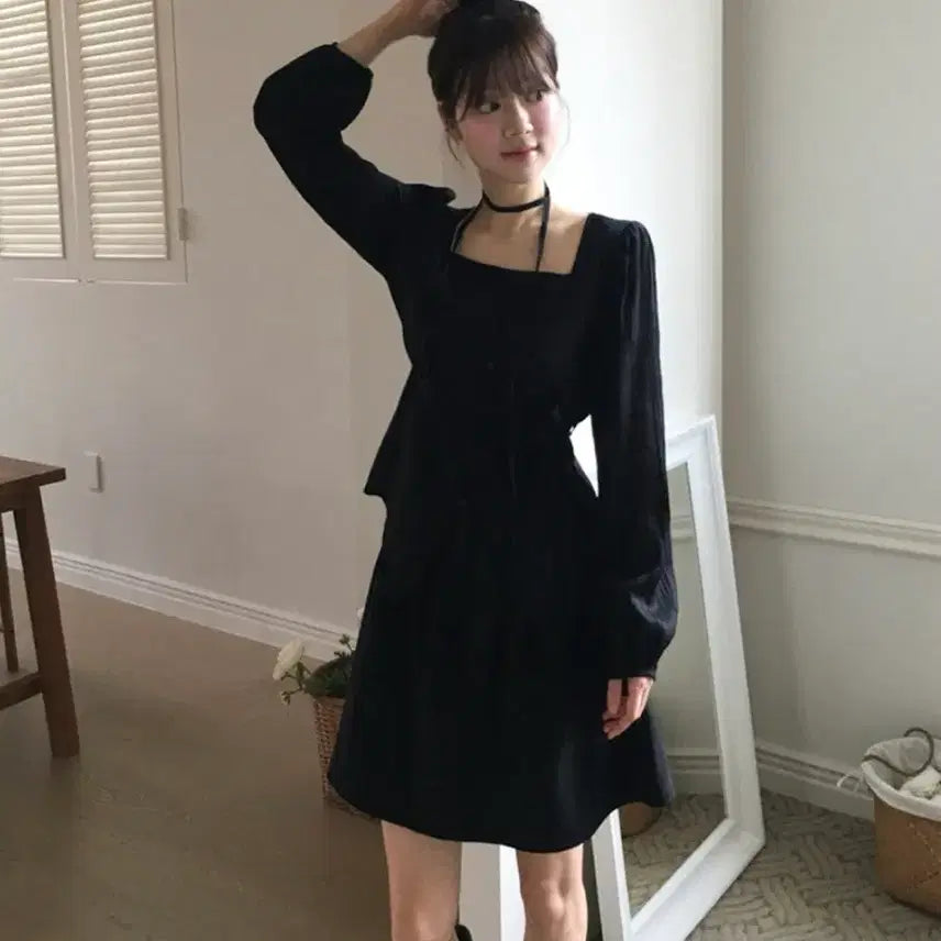 [BUNJANG] 노비야카 Elena scarf blouse 블라우스 블랙 / 노비야카 Elena scarf blouse 블라우스 블랙