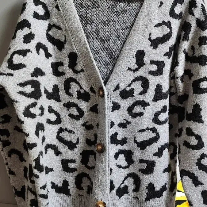 [BUNJANG] Gray Leopard Print Cardigan / 호피무늬가디건