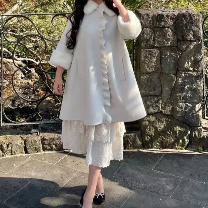 [BUNJANG] 교신 유앤진 화이트 퍼 코트 (하객룩 피로연 상견례 원피스 / 교신 유앤진 화이트 퍼 코트 (하객룩 피로연 상견례 원피스