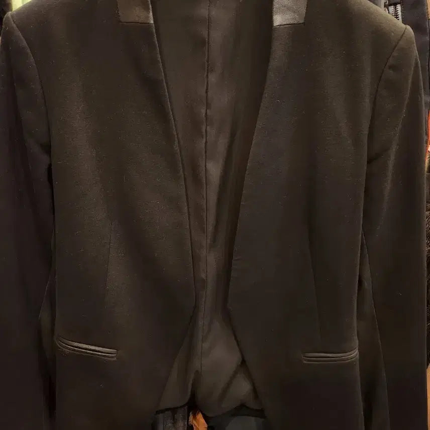 [BUNJANG] Theory Black Jacket Size 2 / Theory 블랙 자켓