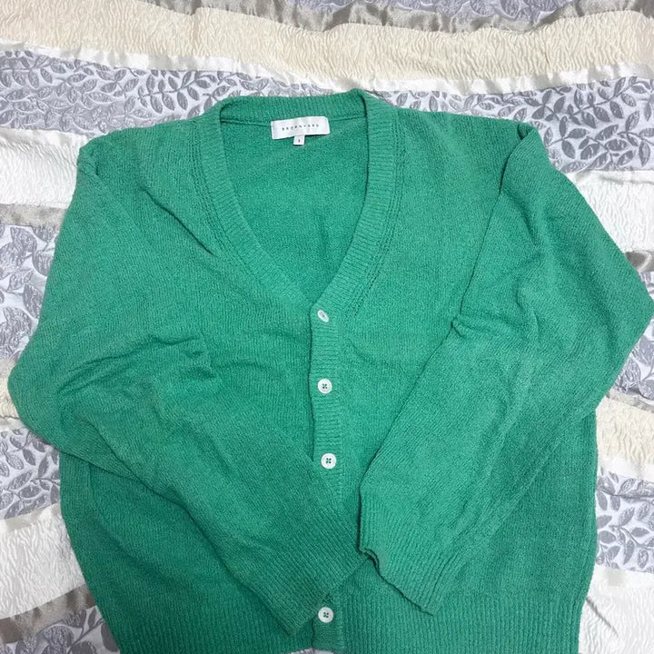 [BUNJANG] Brown Yak Essential Cardigan Size 3 / 브라운야드 에센셜 가디건 3사이즈