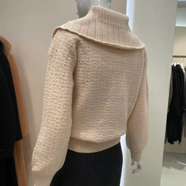 [BUNJANG] LINE Big Collar Button Knit Cream 55 / (무료배송) 라인 빅카라 버튼 니트 크림색 55