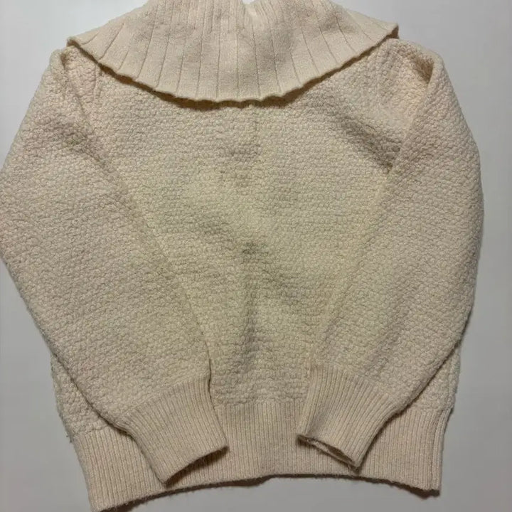 [BUNJANG] LINE Big Collar Button Knit Cream 55 / (무료배송) 라인 빅카라 버튼 니트 크림색 55