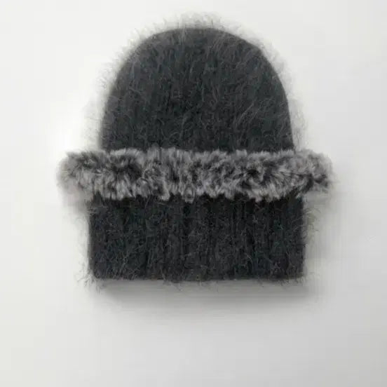 [BUNJANG] RAVID Angora Fur Beanie Grey / 라비드 앙고라 퍼 비니 회색
