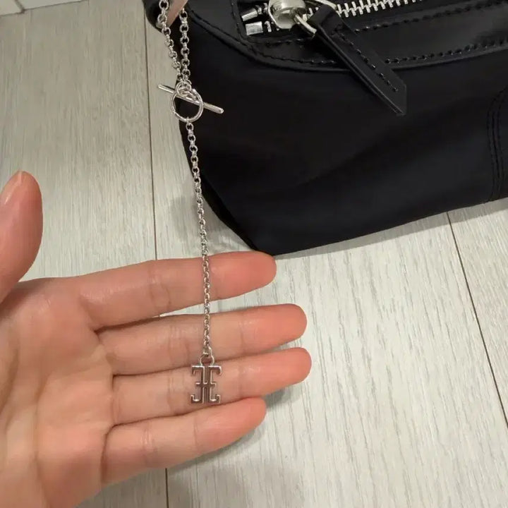 [BUNJANG] Polene Petit Bateau Bag Black Chain Included / [가격내림/풀박스] 폴뉴아 쁘띠 바토백 블랙(체인 포함)