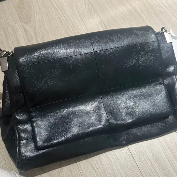 [BUNJANG] Leather Shoulder Bag / 레더 숄더백