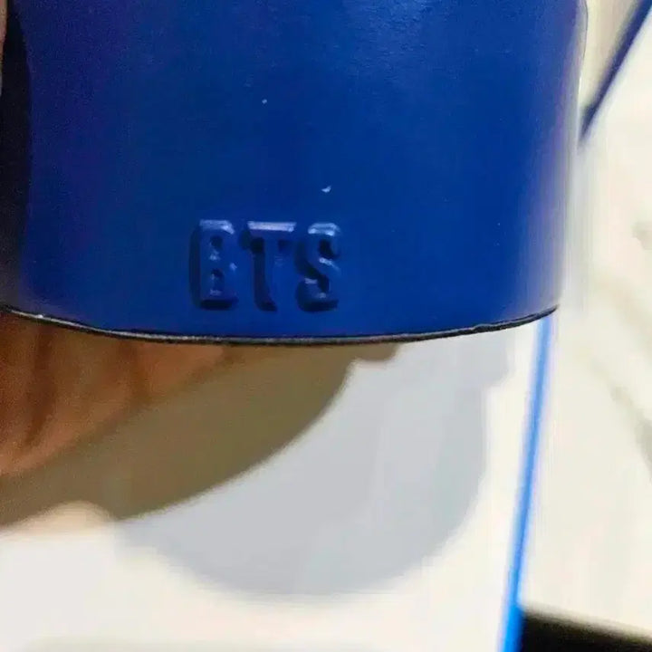 [BUNJANG] BTS Water Globe Snow Globe Clock Decoration / 새상품)  BTS 워터볼 스노우볼 시계 장식 판매합니다