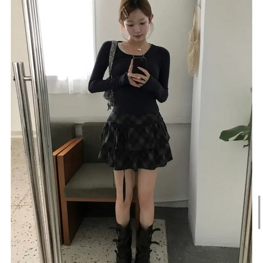 [BUNJANG] MINIPOE Layered T-Shirt Navy / 미니포에 유라 레이어드 티셔츠 네이비