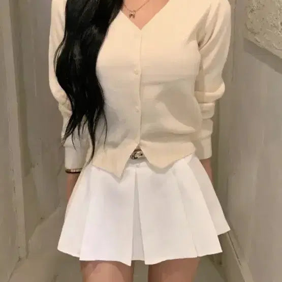 [BUNJANG] Black Long Sleeve V-Neck Knit Cardigan / 상태좋음) 블랙컬러 긴팔 니트 가디건 브이넥 봄가을 간절기
