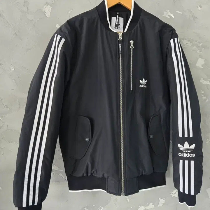 [BUNJANG] Adidas Black Bomber Jacket Size S (Fits 95) / 아디다스 블랙 봄버 자켓 S [실측 95]