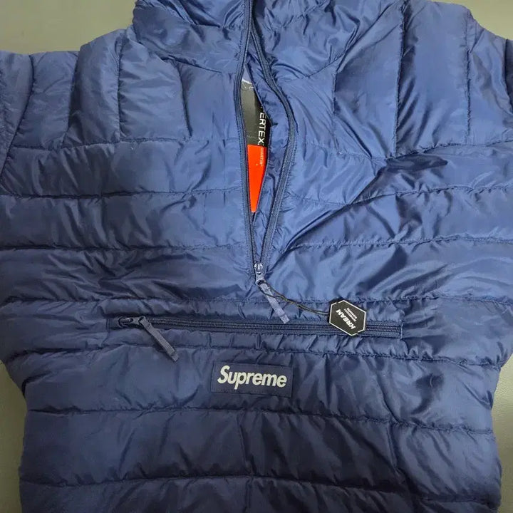 [BUNJANG] Supreme Micro Down Half Zip Hooded Pullover Navy - 24FW / 슈프림 마이크로 다운 하프 집 후드 풀오버 네이비 - 24FW