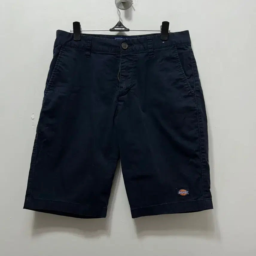 [BUNJANG] Dickies Navy Shorts Size 32 / 디키즈 반바지 네이비색상 32