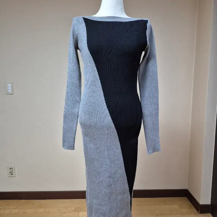 [BUNJANG] Two-Tone Ribbed Knit Long Dress / 투톤 골지 니트 롱 원피스