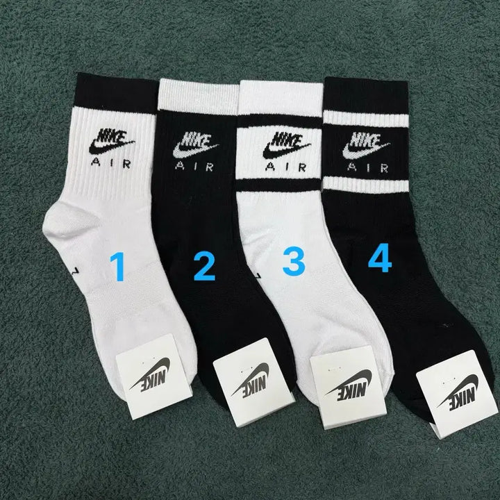 [BUNJANG] Nike Essential Mid-Calf Sports Socks (Standard Thickness) - 4 Pairs / 나이키 에센셜 에어 중장목 스포츠양말 4종(일반두깨)
