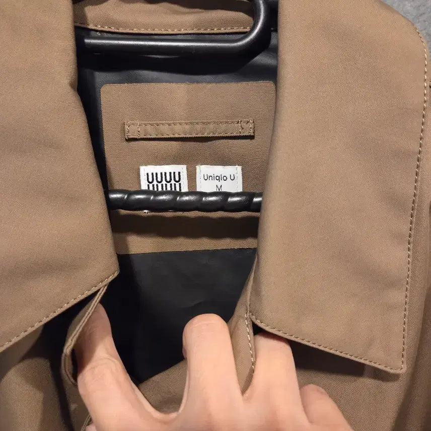 [BUNJANG] Uniqlo U Blocktech Double-Breasted Trench Coat M Beige / 유니클로U 맥코트 M 브라운/베이지 (95~100)
