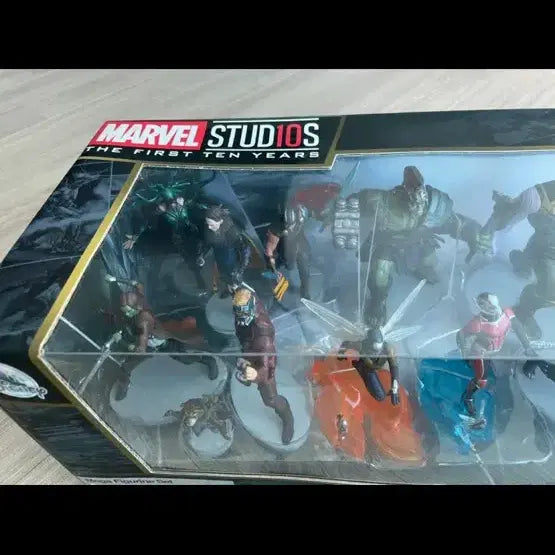 [BUNJANG] Marvel Studios 10th Anniversary Mega Figure Set (Limited Edition) / 마블스튜디오 10주년 기념 메가 피규어세트(한정판) 미개봉 팝니다!