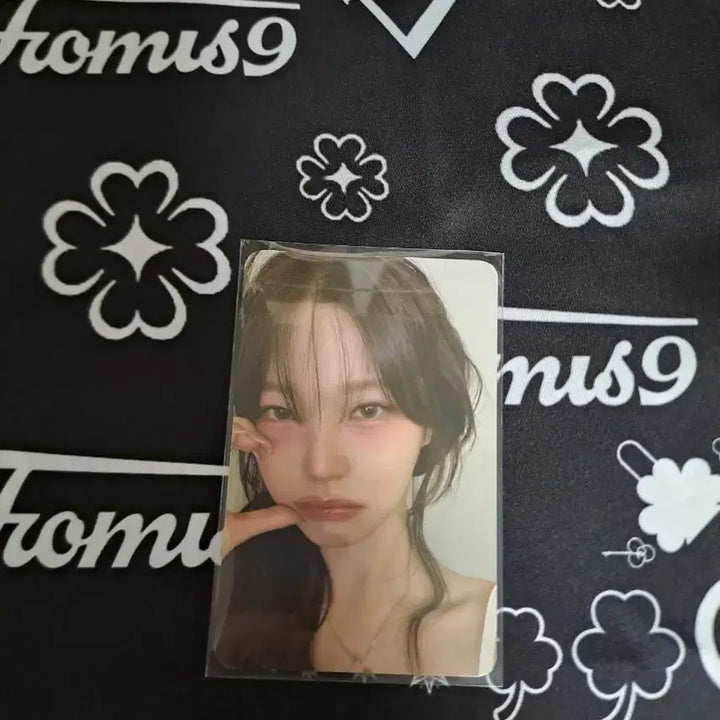 [SOLD OUT] 프로미스나인백지헌 포카 (가격 내림)