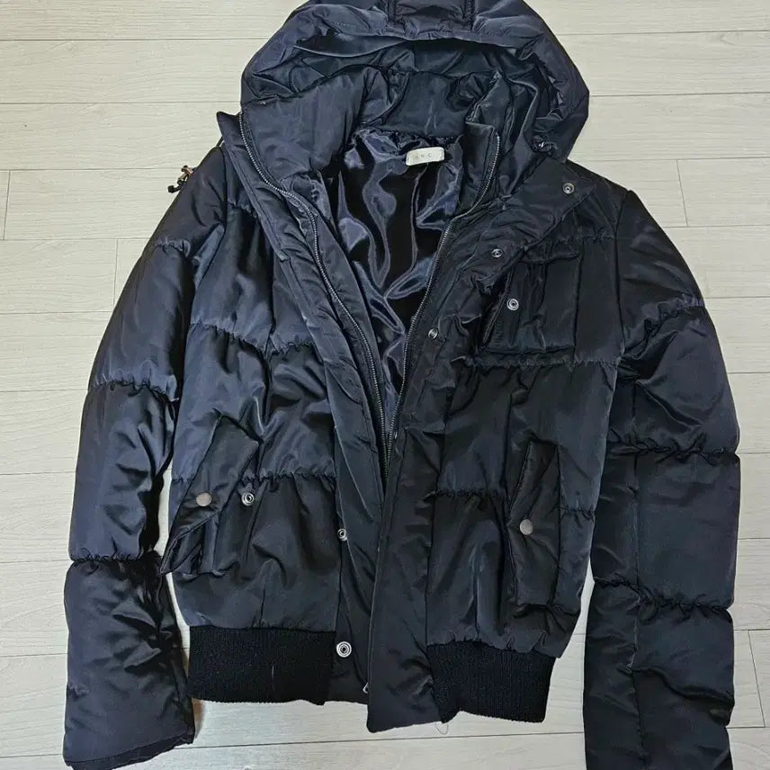 [BUNJANG] Black Padding Jacket / 검정색 패딩