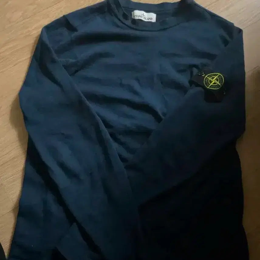 [BUNJANG] Stone Island Navy Knit Sweater / 스톤아일랜드 네이비 니트s