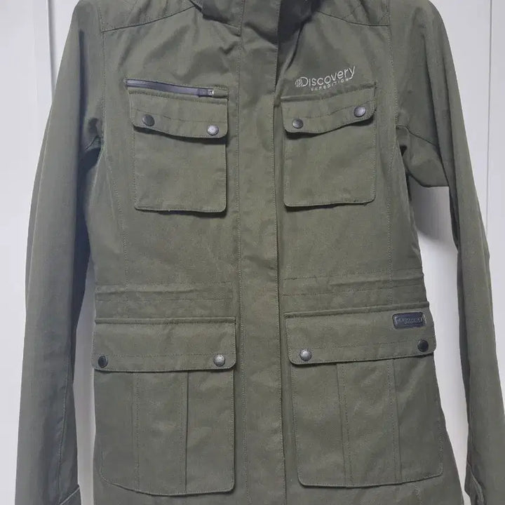 [BUNJANG] Discovery Expedition Hooded Field Jacket (Size 90) / 디스커버리 후드 야상 90