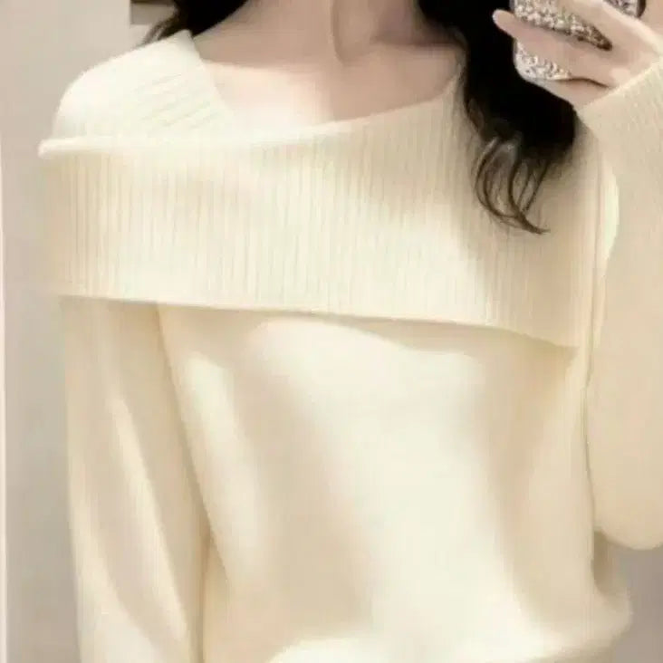 [BUNJANG] Boutique Ivory Off-Shoulder Knit Top / [새상품] 여성 의류 판매합니다.