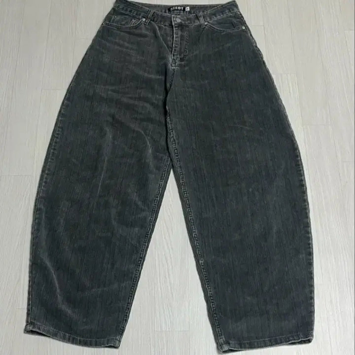 [BUNJANG] Corduroy Balloon Wide Pants (Charcoal) / 차콜 여자 벌룬 코듀로이 와이드 팬츠(S)