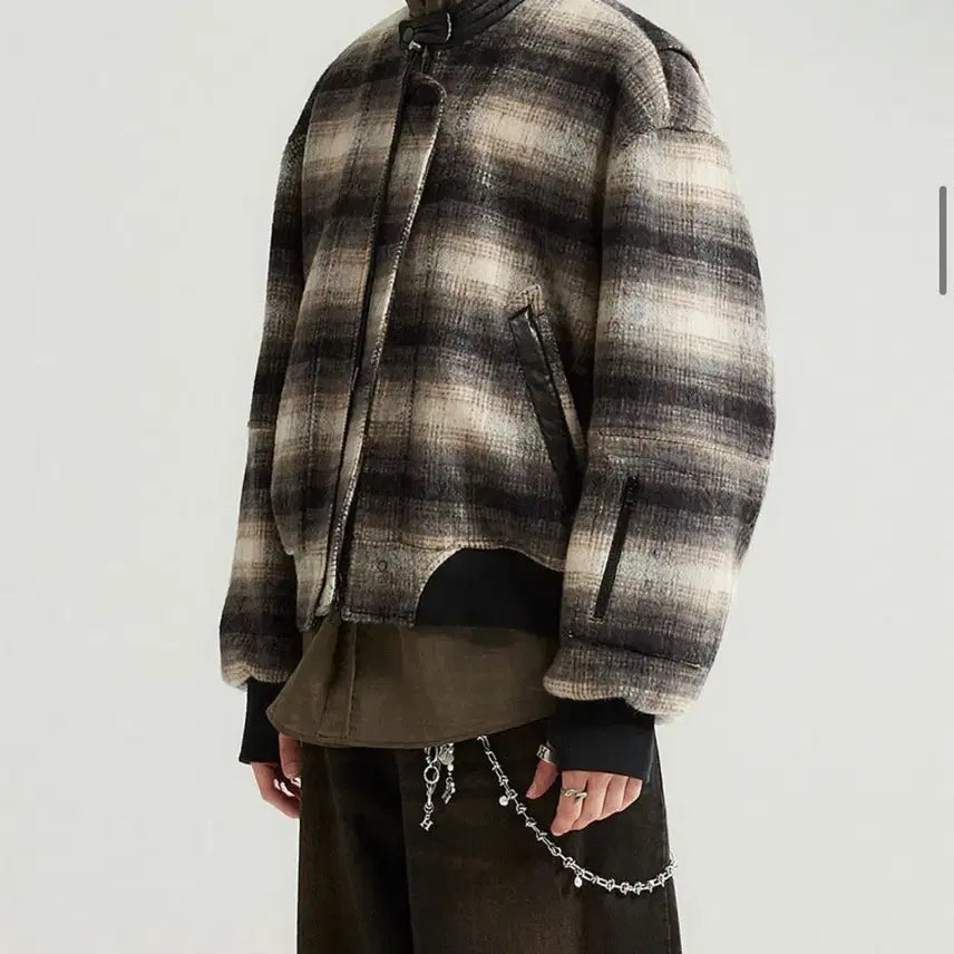 [BUNJANG] Allene Leather Patch 3D Finger Bomber Jacket / [2] 알렌느 레더 패치 3D 핑거 봄버