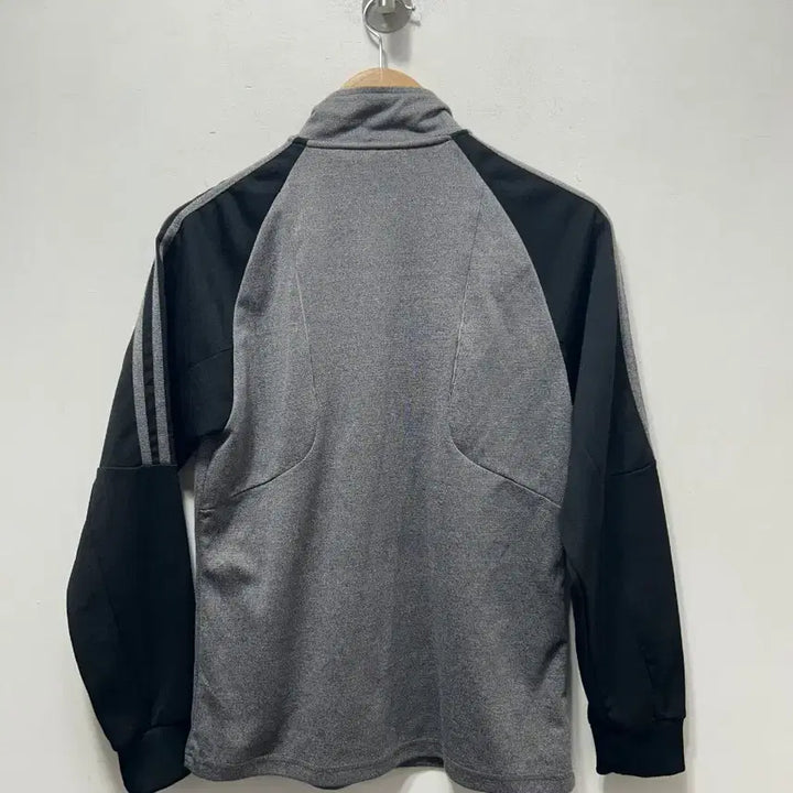 [BUNJANG] Adidas Climalite Track Jacket Zip-up (M) / 아디다스 클라이마라이트 트랙 자켓 집업 M