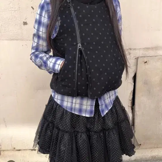 [SOLD OUT] 더뮤지엄비지터 도트 푸퍼 베스트