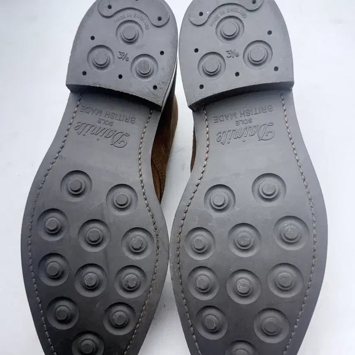 [SOLD OUT] Loake 부츠 6