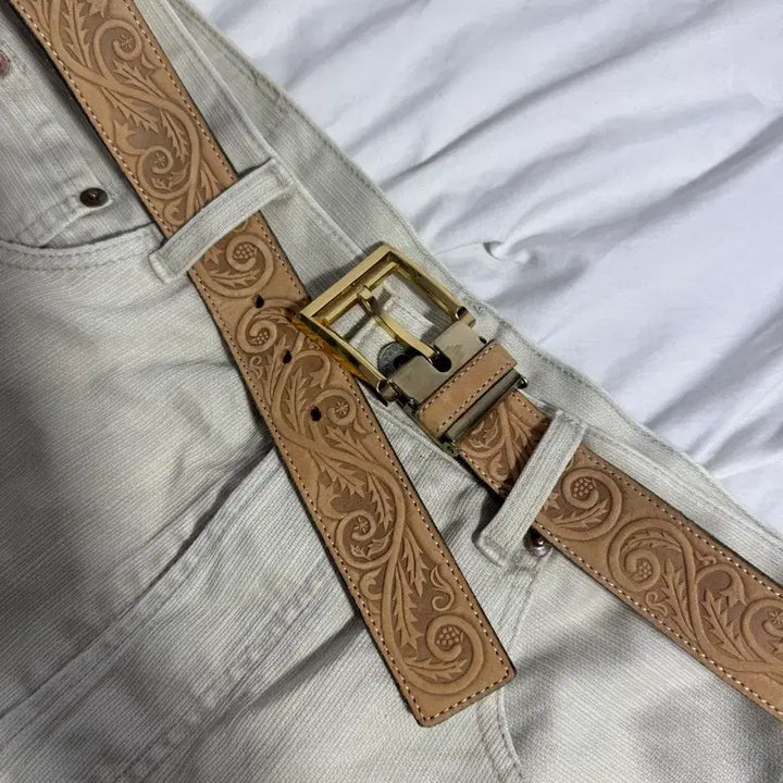 [BUNJANG] Vintage Western Embossed Leather Belt / 빈티지 웨스턴 엠보싱 레더 벨트