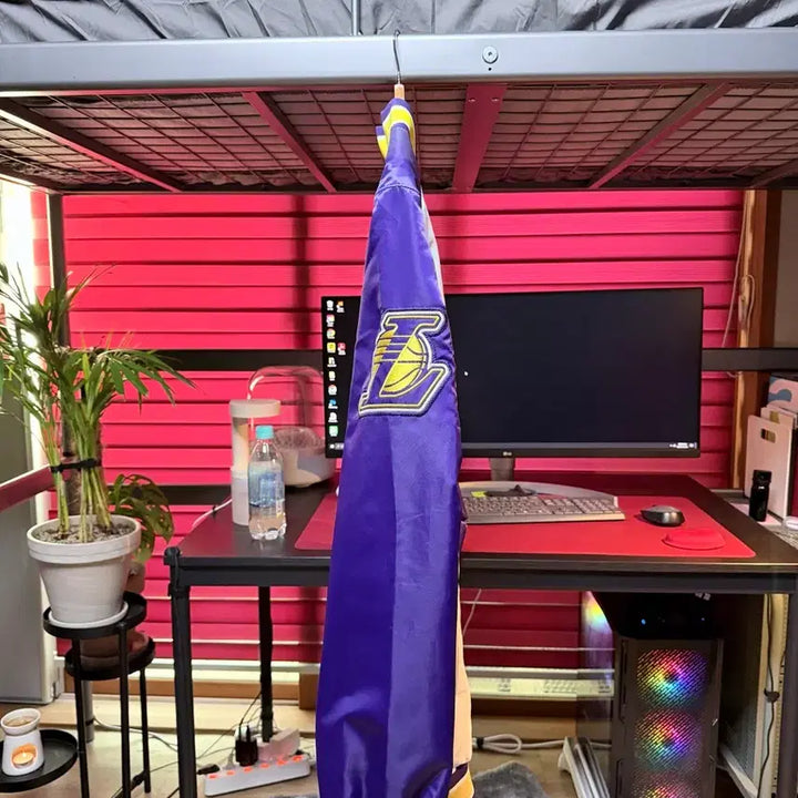 [BUNJANG] Starter NBA LA Lakers Varsity Jacket (Oversized Fit, Size M) / 스타터 NBA 레이커스 바시티 자켓 (105 / 오버핏 / 새상품급)