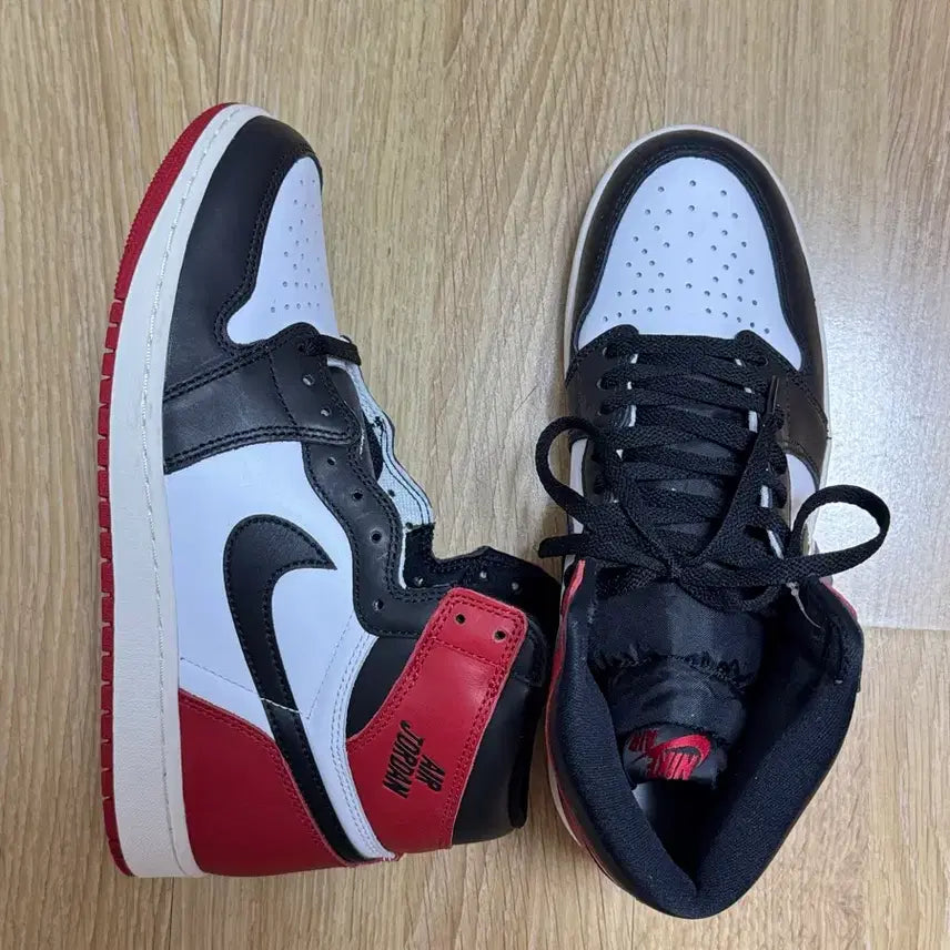 [BUNJANG] Nike Air Jordan 1 High OG Black Toe / [300 새제품] 나이키 에어 조던 1 하이 OG 블랙토