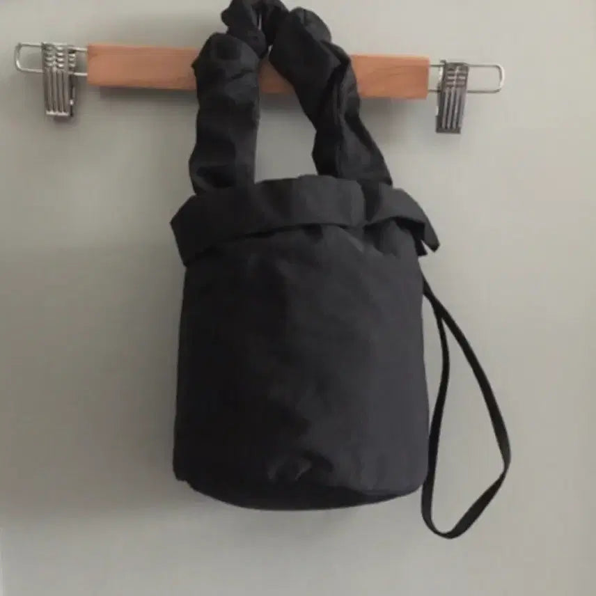 [BUNJANG] KUHO PLUS Shirring Strap Mini Bag / 구호플러스 셔링 스트랩 미니백