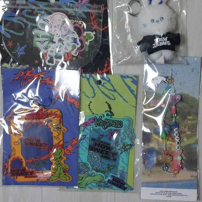 [BUNJANG] NewJeans How Sweet Goods Bundle Set / 뉴진스 How Sweet 굿즈 세트 일괄 양도