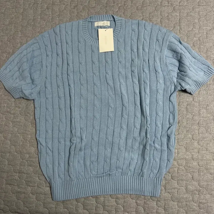 [BUNJANG] MINIVER Soft Cotton Cable Round Knit Sky Blue XL / 미니브 소프트코튼 케이블 라운드니트 (스카이블루) [XL]