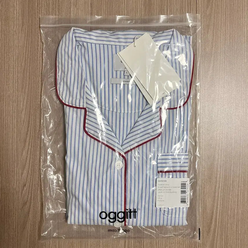 [BUNJANG] Okite Striped Sleeveless Pajamas / 오끼뜨 스트라이프 잠옷 판매합니다 오끼뜨 파자마 민소매 잠옷 여름 잠옷