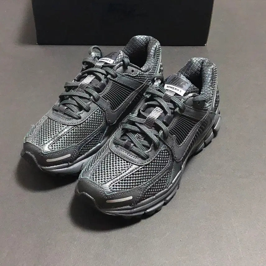 [BUNJANG] Nike Zoom Vomero 5 SP Anthracite / 나이키 줌 보메로 5 SP 앤트러사이트