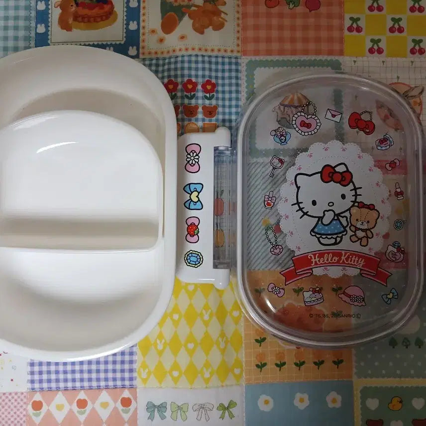 [BUNJANG] Classic Kitty Lunch Box / 고전 키티 도시락