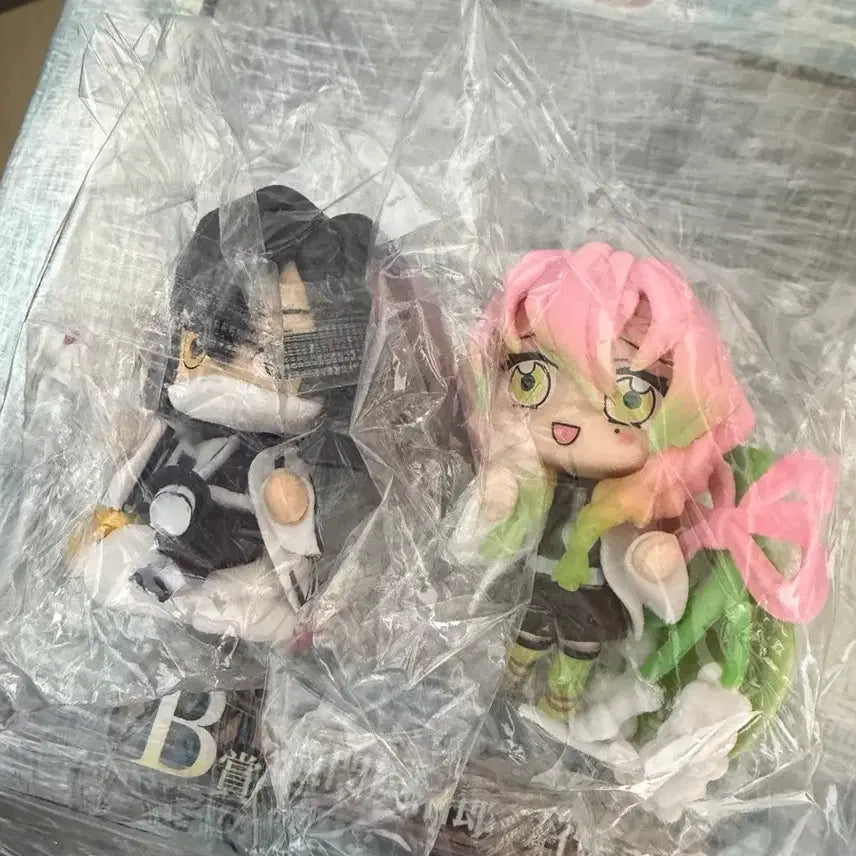[BUNJANG] Demon Slayer Mitsuri/Obanai Figure Set / 귀멸의 칼날 미츠리/오바나이 피규어