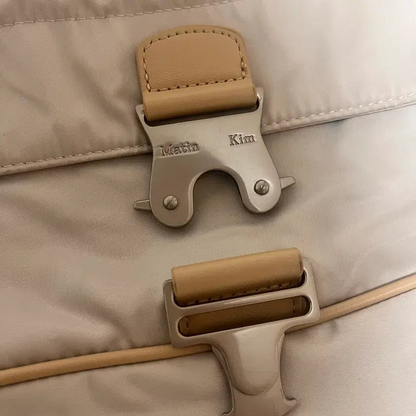 [BUNJANG] Matin Kim Buckle Bag White / Matin Kim BUCKLE BAG IN WHITE