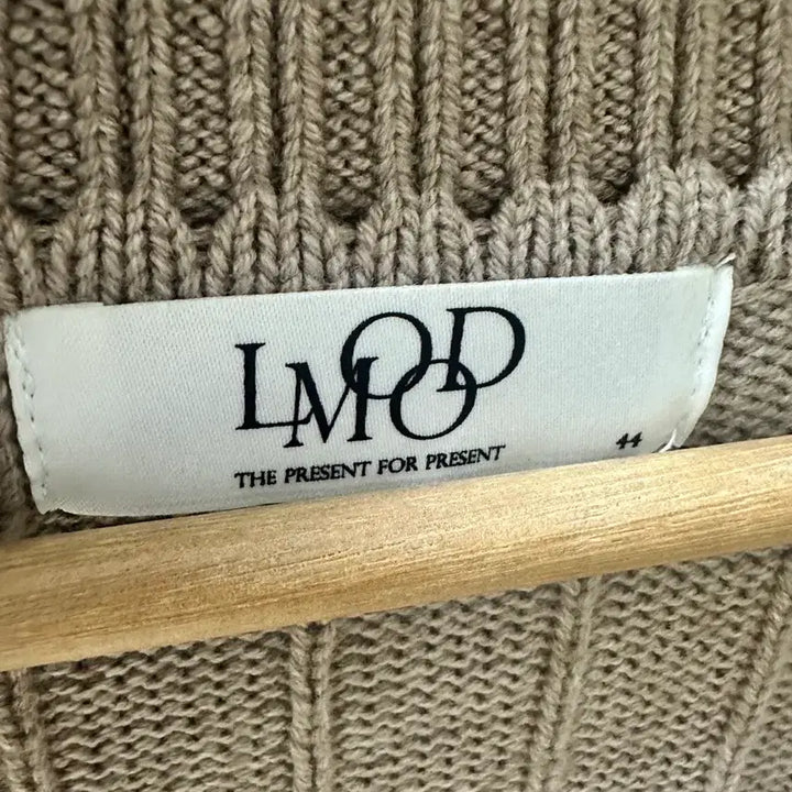 [BUNJANG] LMOOD Knit Cardigan Beige / LMOOD 니트 가디건 베이지