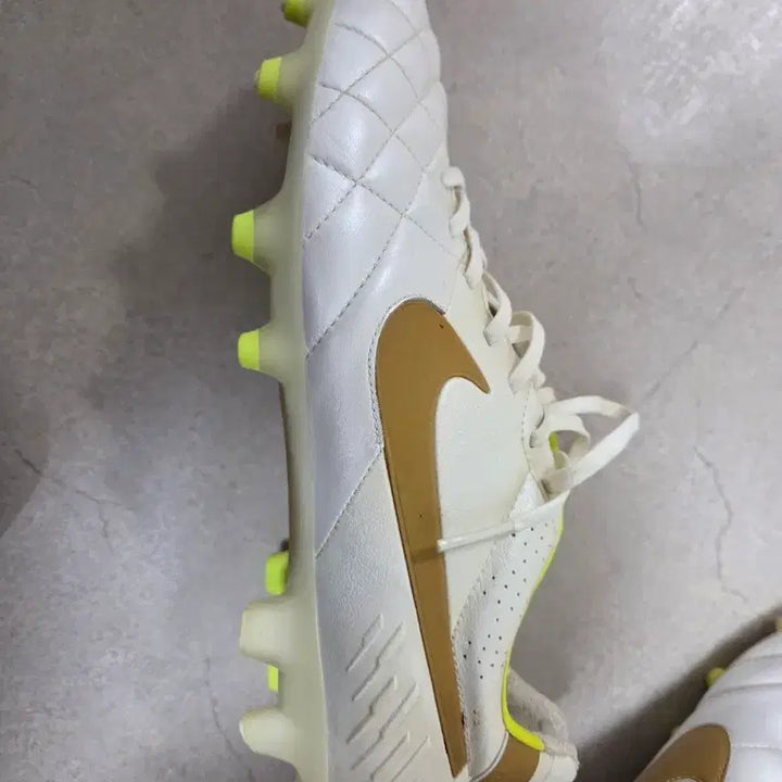 [BUNJANG] Adidas Nike Soccer Cleats / 아디다스 나이키 축구화 정리합니다