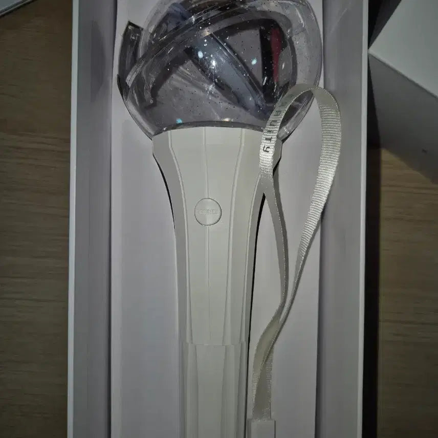 [SOLD OUT] 크래비티 응원봉 리멤봉