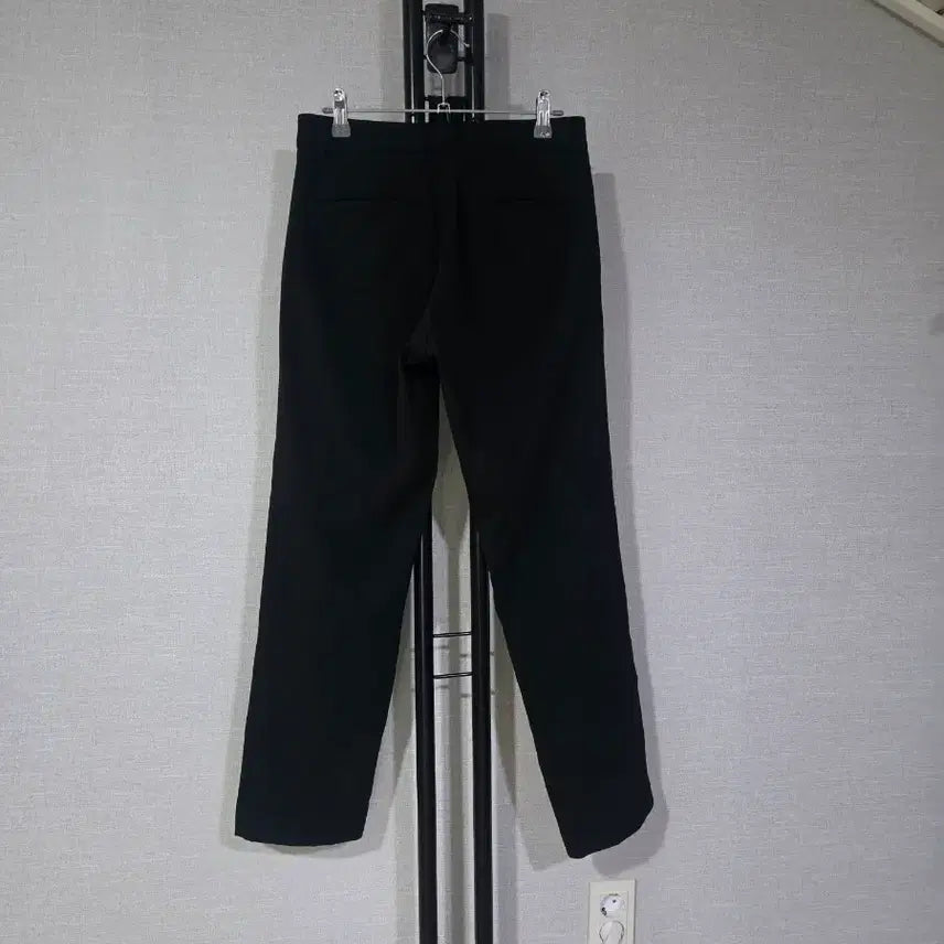 [BUNJANG] 8seconds Slim Fit Black Slacks (Size 74/29) / 에잇세컨즈 슬림핏 기모 블랙 슬랙스 74 (29)